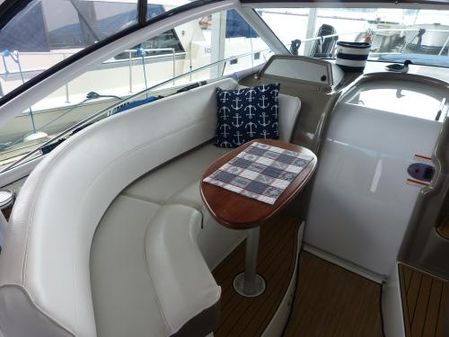 Cruisers Yachts 360 Express image