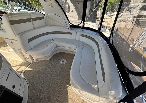 Sea Ray 320 Sundancer image