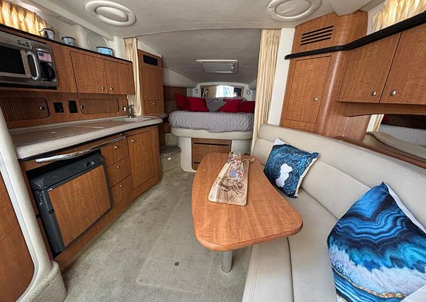 Sea Ray 320 Sundancer image