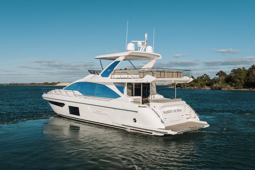 Azimut 72 image