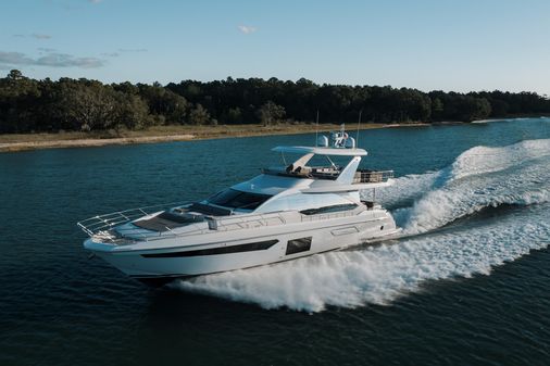 Azimut 72 image