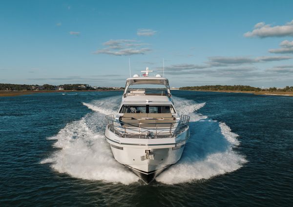 Azimut 72 image