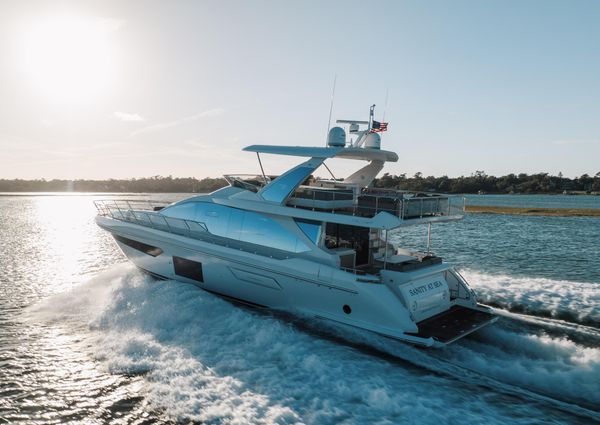 Azimut 72 image