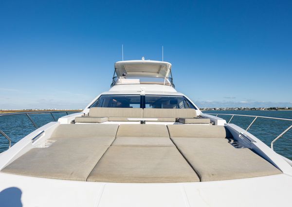 Azimut 72 image