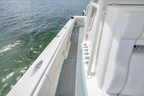 Seavee 320Z image