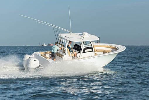 2023 Sportsman Open 302 Center Console
