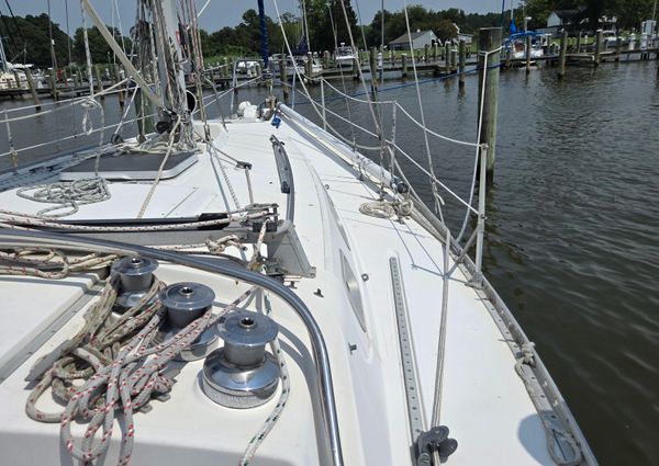 Canadian-sailcraft 36 image