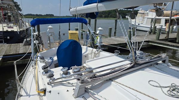 Canadian Sailcraft 36 image