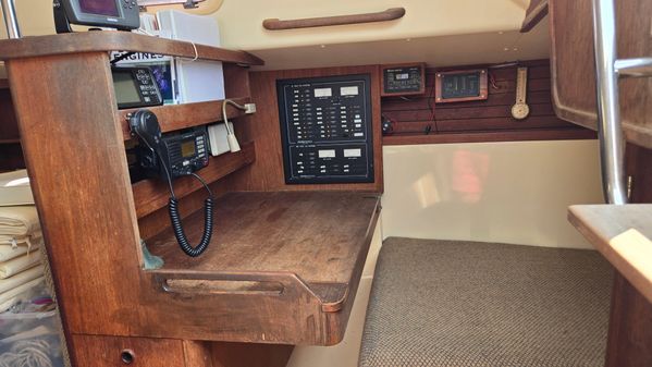 Canadian Sailcraft 36 image