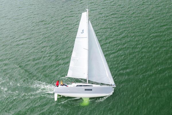 Beneteau America Oceanis 30.1 - main image