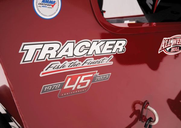 Tracker Pro Guide V-16 SC image