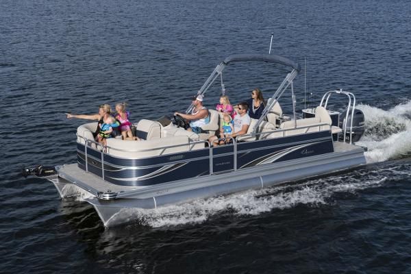 2021 Qwest LS 822 RLS Fishtail - Pontoon World