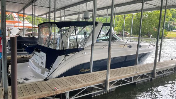 Rinker 342 Fiesta Vee