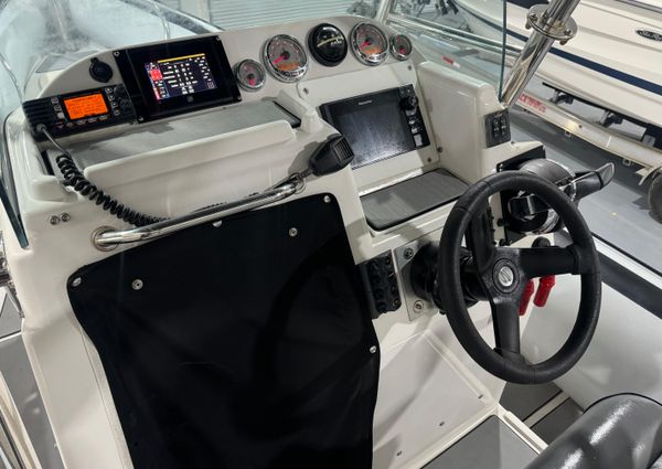 Protector 28 Center Console image