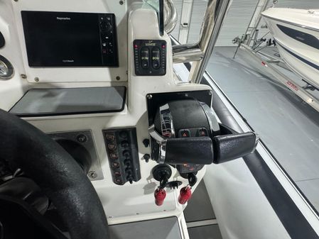 Protector 28 Center Console image