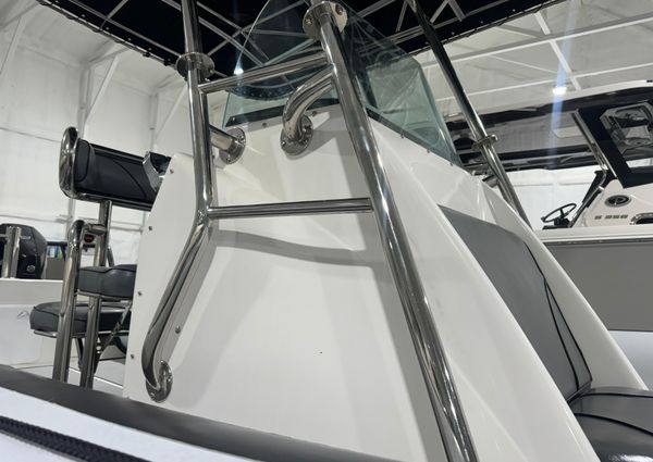 Protector 28 Center Console image