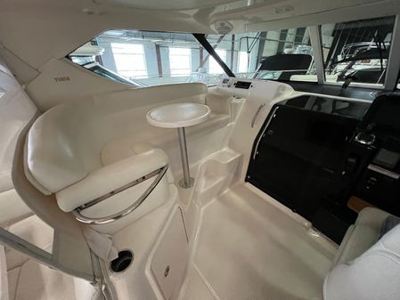 Tiara Yachts 39 Sovran image