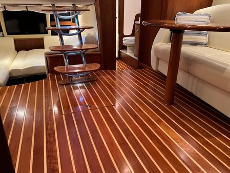 Tiara Yachts 39 Sovran image