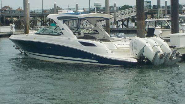 Sea Ray SLX 350 OB 