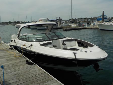 Sea Ray SLX 350 OB image