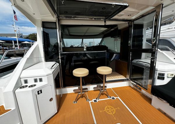 Cruisers Yachts 45 Cantius image