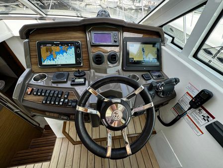 Cruisers Yachts 45 Cantius image