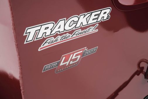 Tracker Pro Guide V-175 WT image