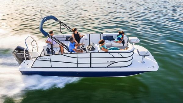 Hurricane FunDeck 2260 REF 