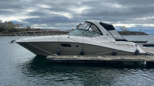 Sea Ray 350 Sundancer 