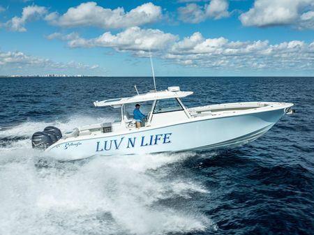 Yellowfin 42 image