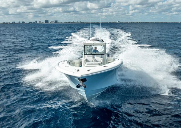 Yellowfin 42 image