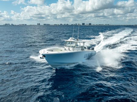 Yellowfin 42 image