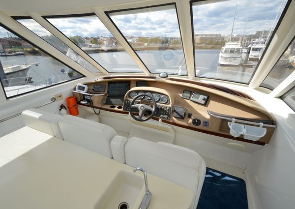 Carver 506 Motor Yacht image