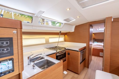 Jeanneau Sun Odyssey 490 image