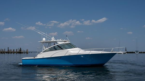 Viking 42 Open