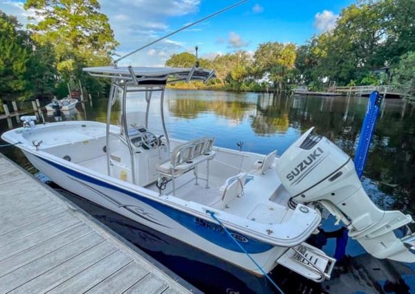 Carolina Skiff 238 DLV image