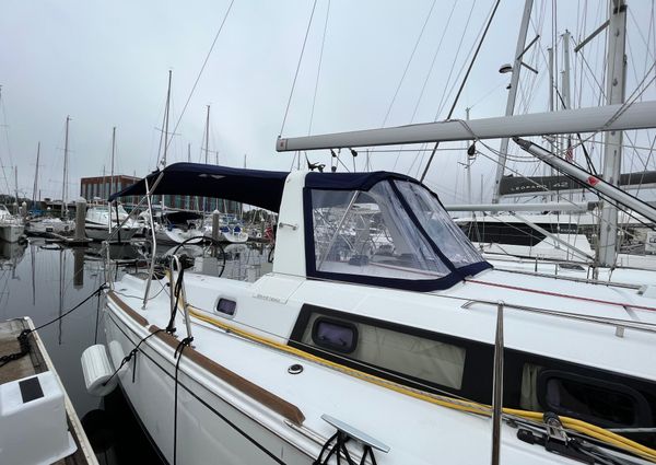 Beneteau Oceanis 38.1 image