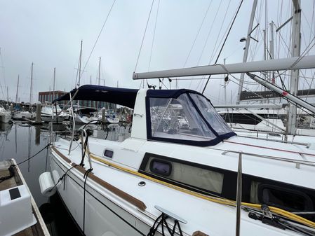 Beneteau Oceanis 38.1 image