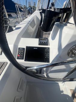 Beneteau Oceanis 38.1 image