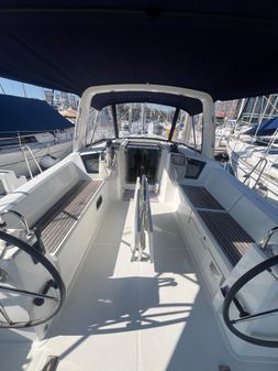 Beneteau Oceanis 38.1 image