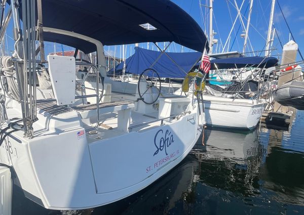 Beneteau Oceanis 38.1 image