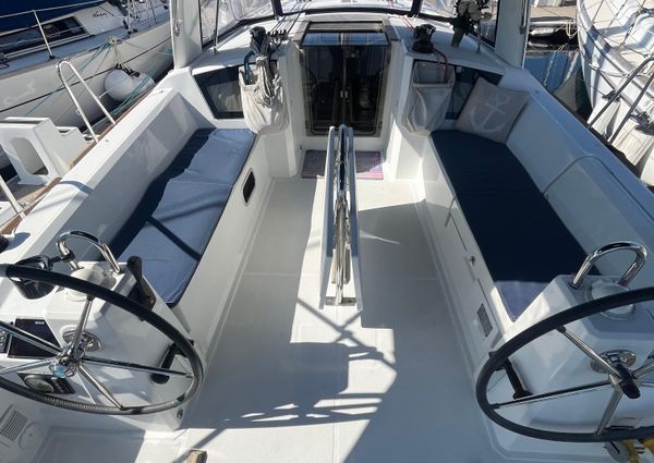 Beneteau Oceanis 38.1 image