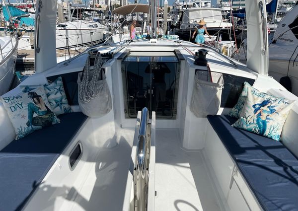 Beneteau Oceanis 38.1 image