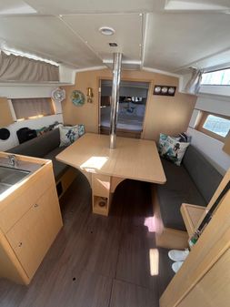 Beneteau Oceanis 38.1 image