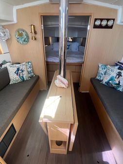 Beneteau Oceanis 38.1 image