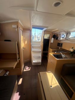 Beneteau Oceanis 38.1 image