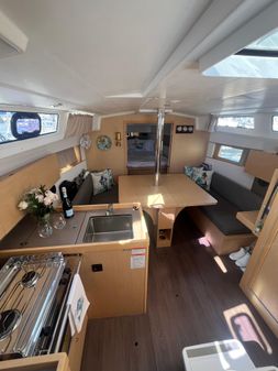 Beneteau Oceanis 38.1 image