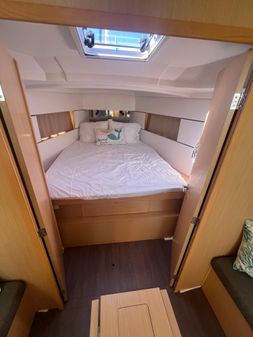 Beneteau Oceanis 38.1 image