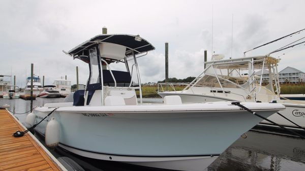 Sea Hunt 225 Ultra 