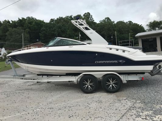 Chaparral 227 SSX - main image